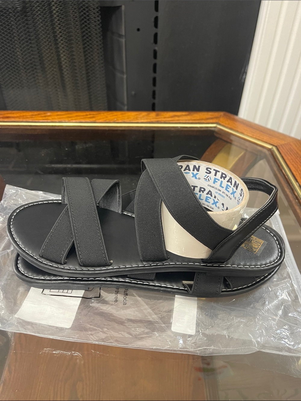 Men's Black Strappy Elastic Sandals